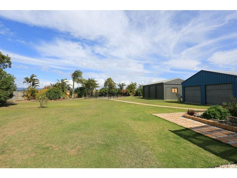 22 Neptune Street, Burnett Heads QLD 4670