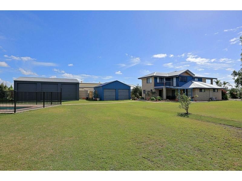 22 Neptune Street, Burnett Heads QLD 4670