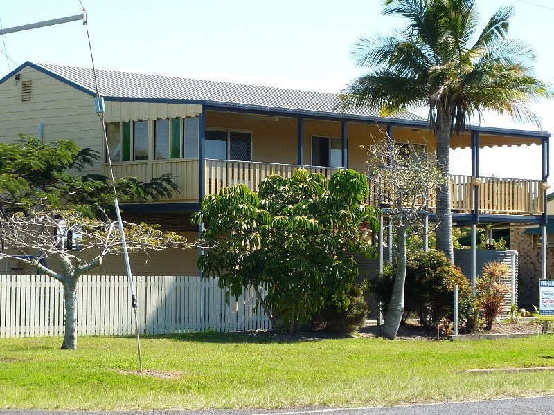 19 Burnett Heads Road, Burnett Heads QLD 4670