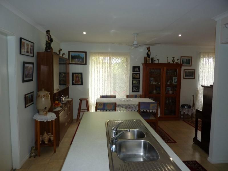 46 Shelley Street, Burnett Heads QLD 4670