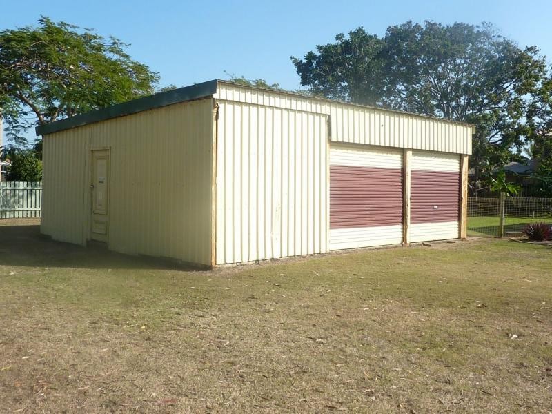 5 Burnett Heads Road, Burnett Heads QLD 4670