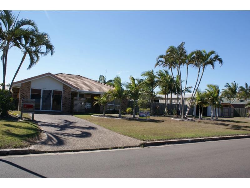 140 Davidson Street, Bargara QLD 4670