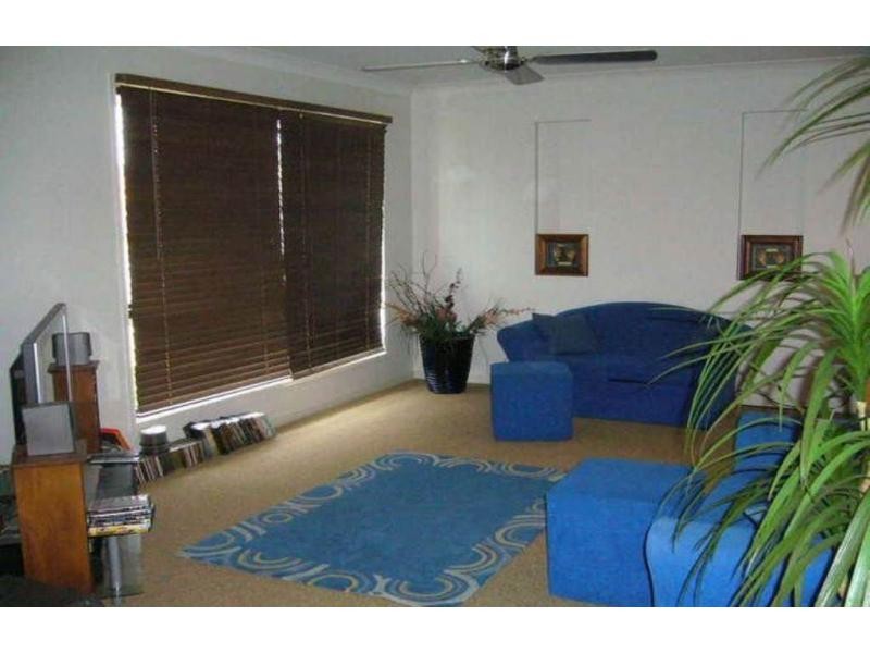 11 Elkington Avenue, Bargara QLD 4670