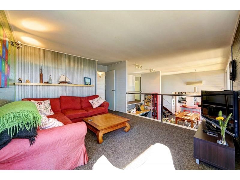 8 Panorama Drive, Qunaba QLD 4670