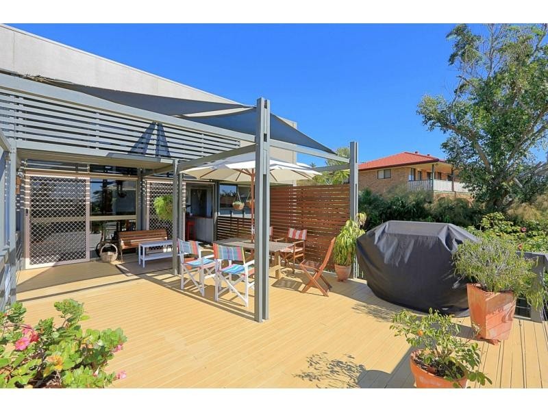 8 Panorama Drive, Qunaba QLD 4670