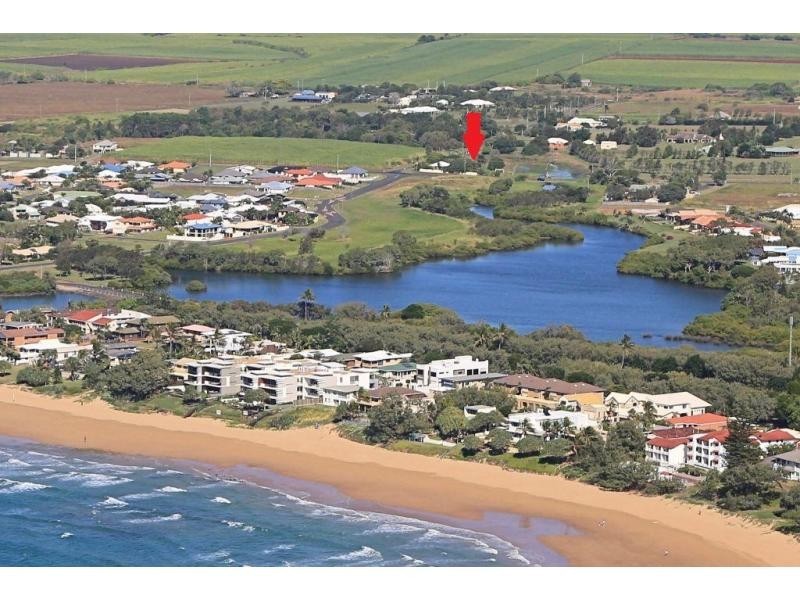 4 Wessells Road, Bargara QLD 4670