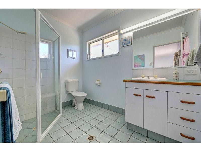 4 Wessells Road, Bargara QLD 4670