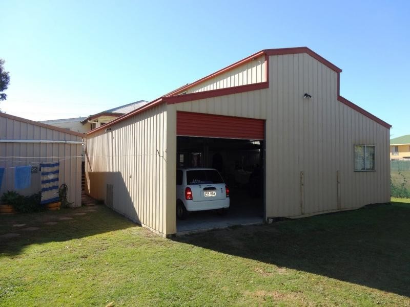 32 Aldridge Street, Burnett Heads QLD 4670