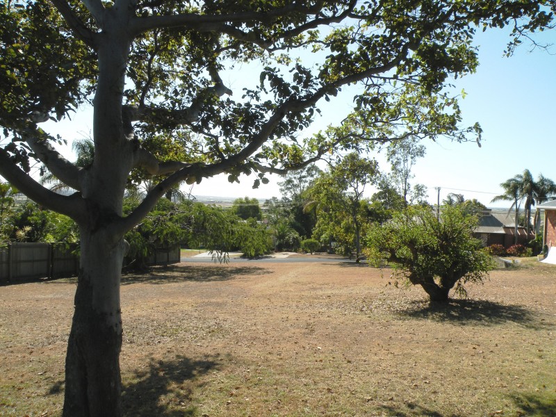 26 Linden Crescent, Qunaba QLD 4670