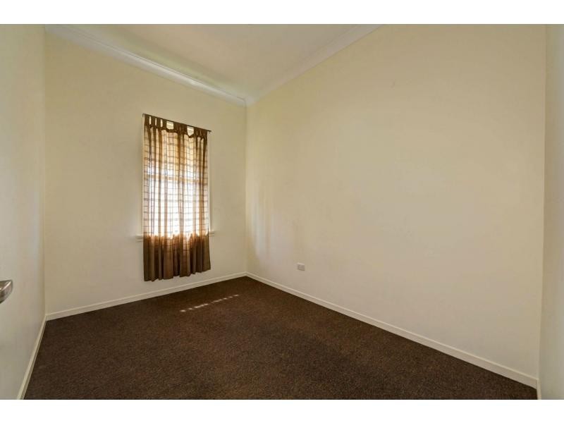7 Moore Street, Elliott Heads QLD 4670