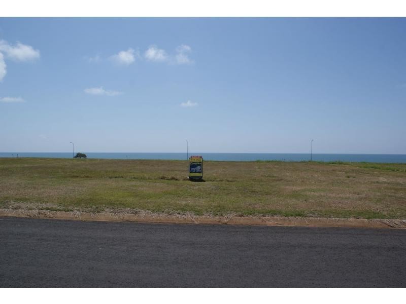 28 Emperor Drive, Elliott Heads QLD 4670