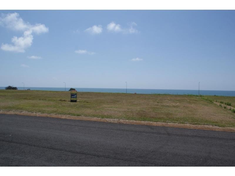 28 Emperor Drive, Elliott Heads QLD 4670