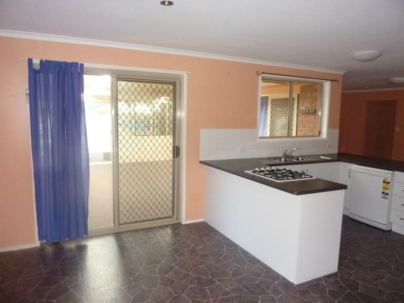 5 Hansen Street, Burnett Heads QLD 4670