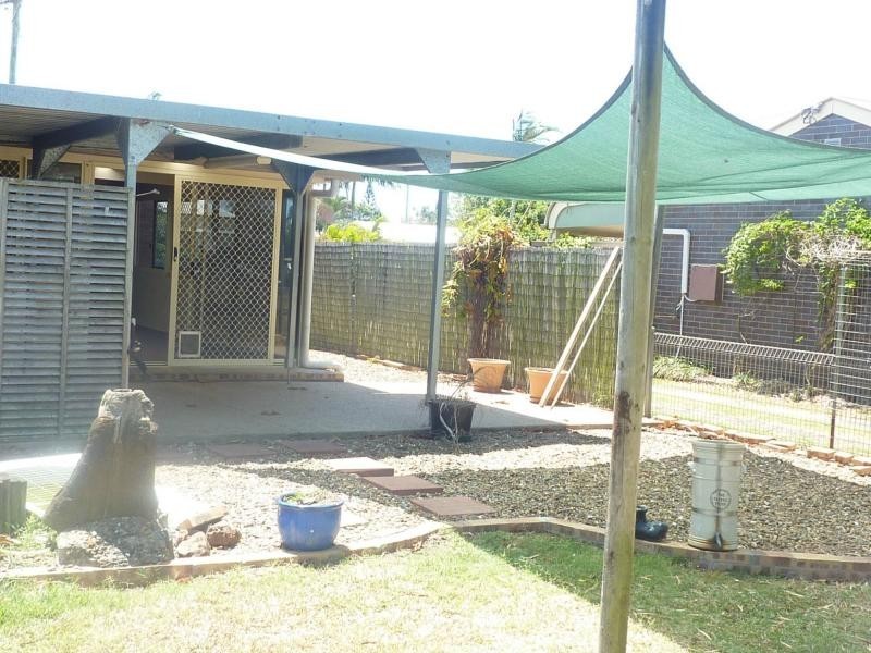 5 Hansen Street, Burnett Heads QLD 4670