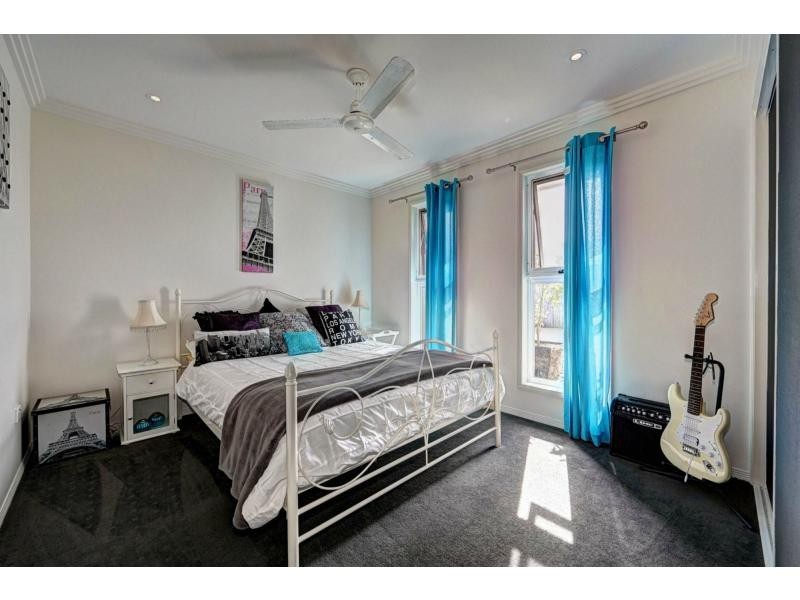 3 Spyglass Court, Coral Cove QLD 4670