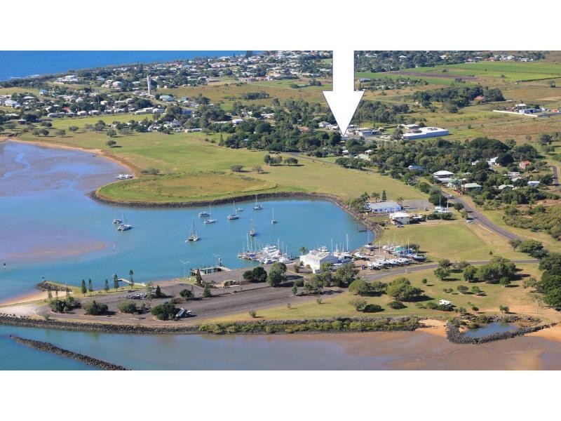 35 Zunker Street, Burnett Heads QLD 4670