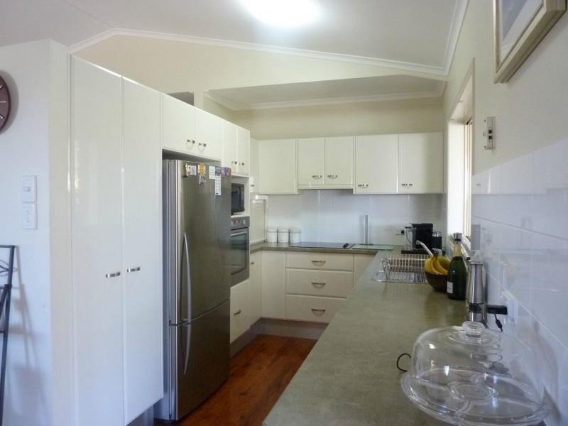 64 Gibsons Road, Burnett Heads QLD 4670