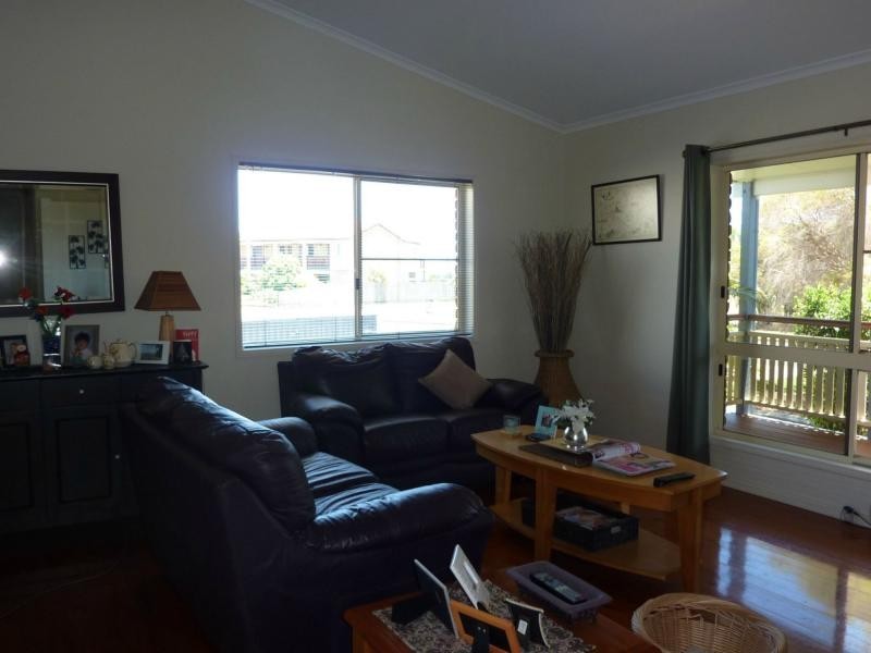 64 Gibsons Road, Burnett Heads QLD 4670
