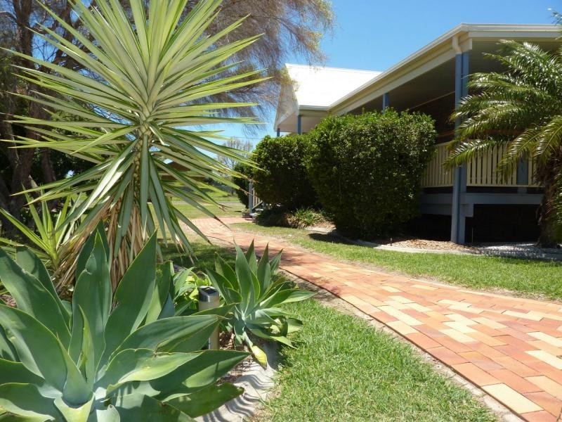 64 Gibsons Road, Burnett Heads QLD 4670