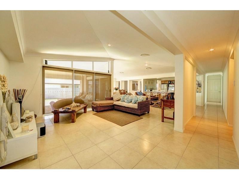 71 Garson Drive, Bargara QLD 4670