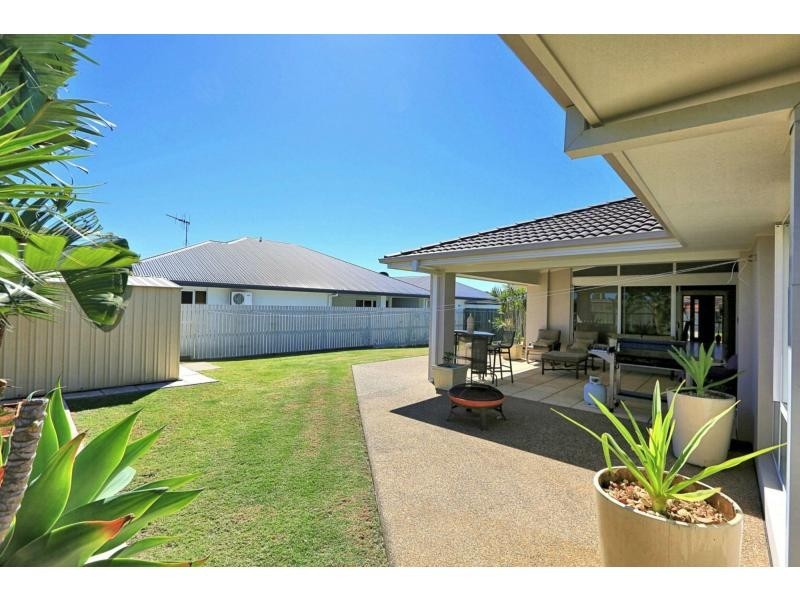 71 Garson Drive, Bargara QLD 4670