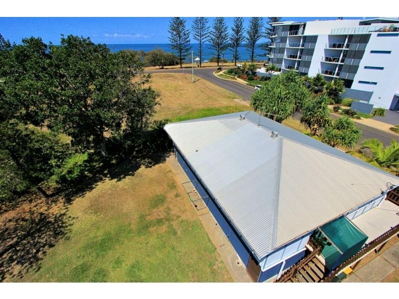 2 Clarke Street, Bargara QLD 4670