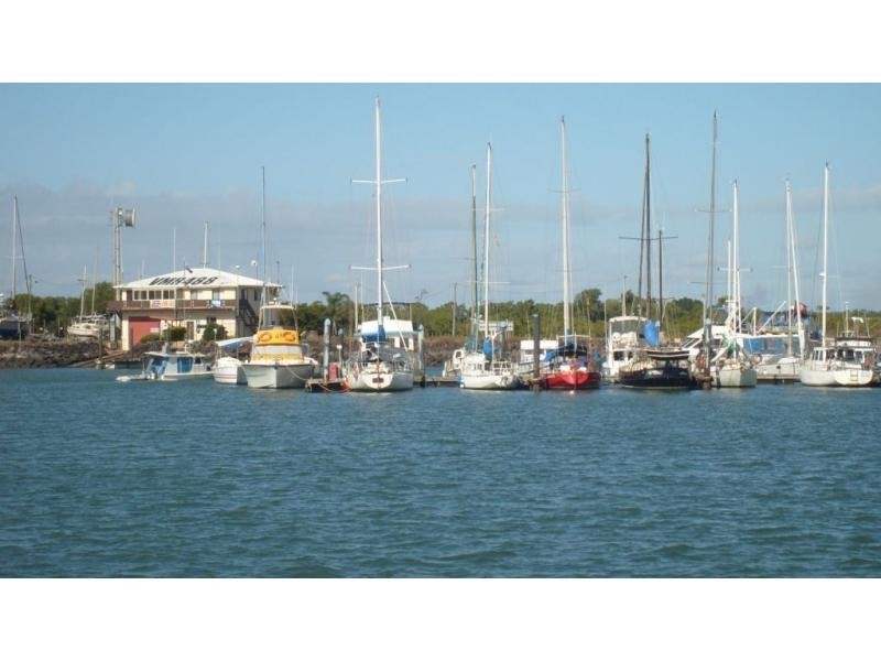 2 Sandstone Street, Burnett Shores, Burnett Heads QLD 4670