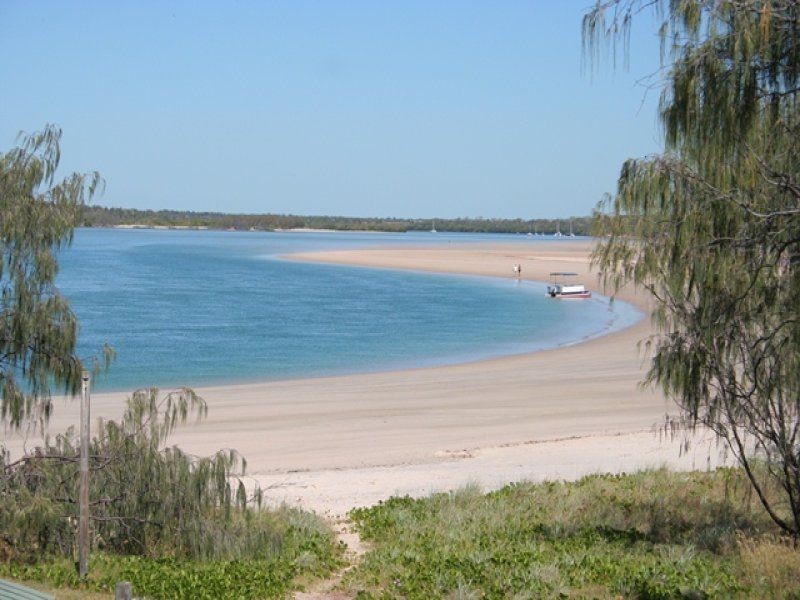 47 Bluewater Drive, Elliott Heads QLD 4670