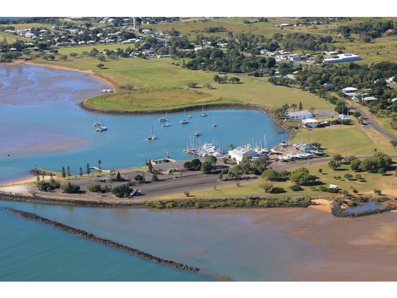 18 Avalon Street, Burnett Shores, Burnett Heads QLD 4670