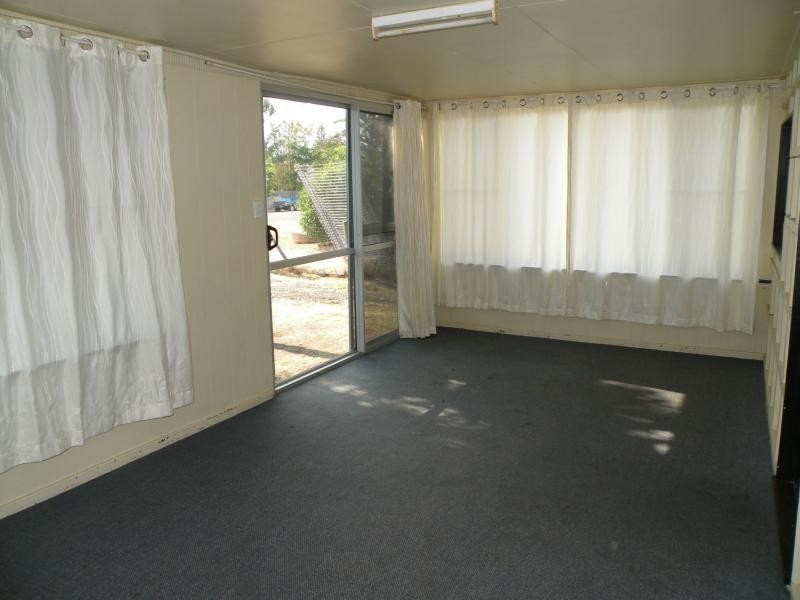 72 Bathurst Street, Elliott Heads QLD 4670