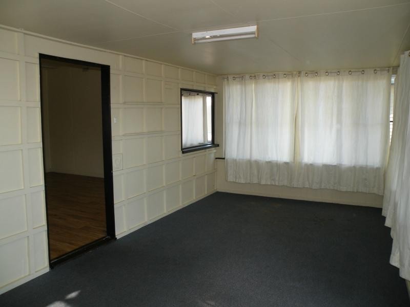 72 Bathurst Street, Elliott Heads QLD 4670