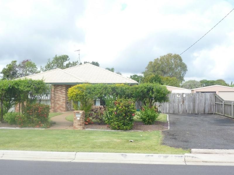 53 Shell Street, Burnett Heads QLD 4670