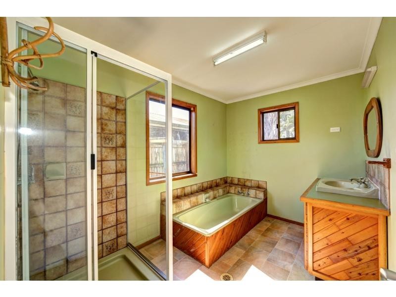 74 Wilfred Street, Bargara QLD 4670