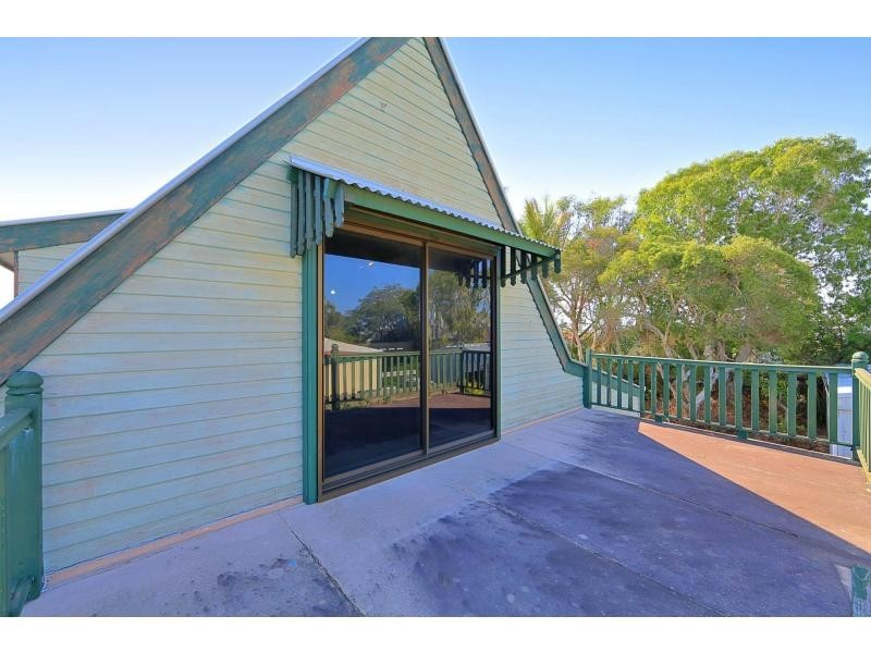 74 Wilfred Street, Bargara QLD 4670