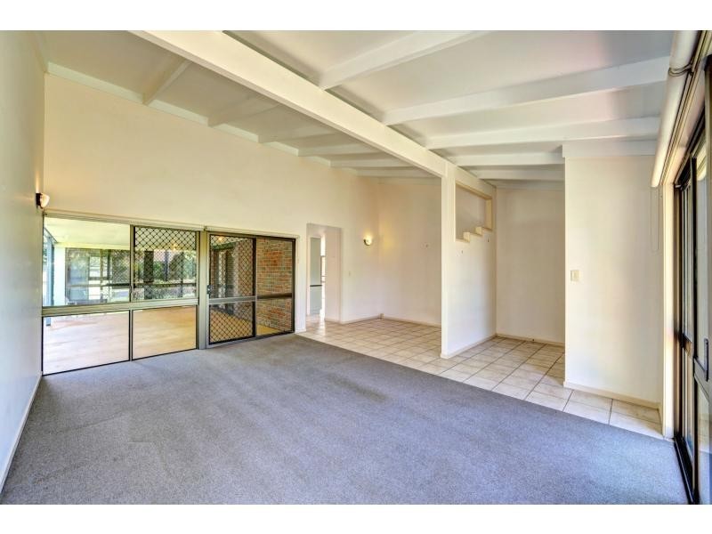 10 Seabreeze Street, Bargara QLD 4670