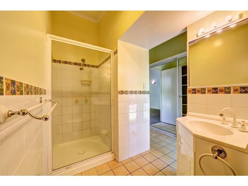 10 Seabreeze Street, Bargara QLD 4670