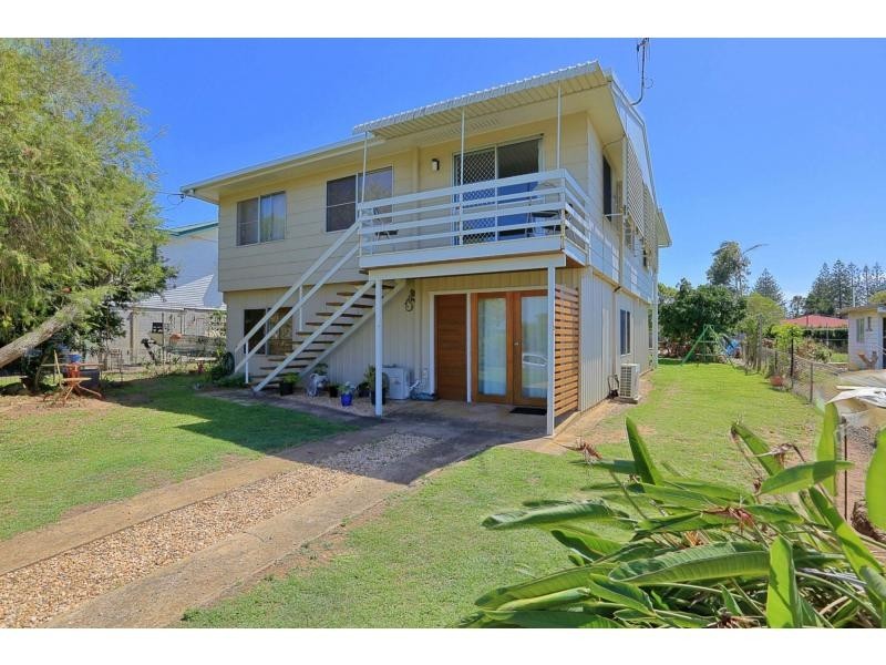 56 Welch Street, Elliott Heads QLD 4670
