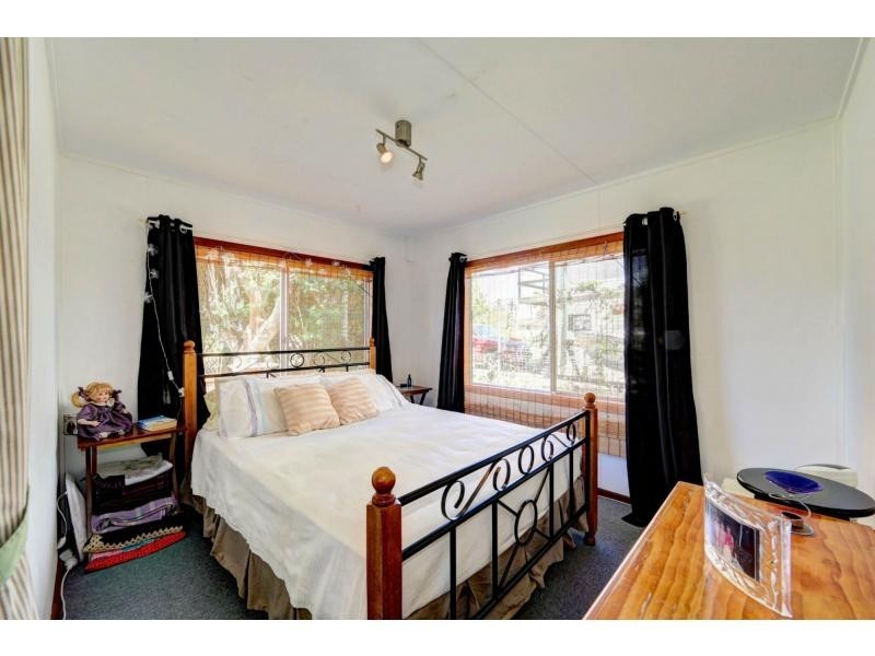 56 Welch Street, Elliott Heads QLD 4670