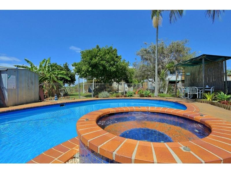 56 Welch Street, Elliott Heads QLD 4670