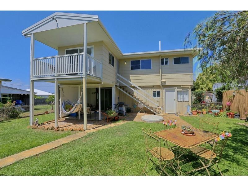 56 Welch Street, Elliott Heads QLD 4670