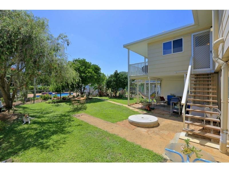 56 Welch Street, Elliott Heads QLD 4670