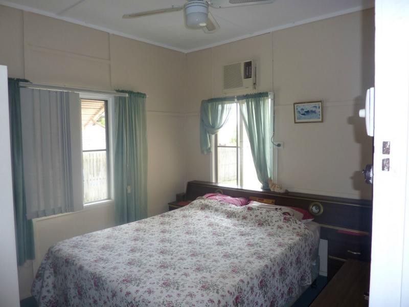 54 Zunker Street, Burnett Heads QLD 4670