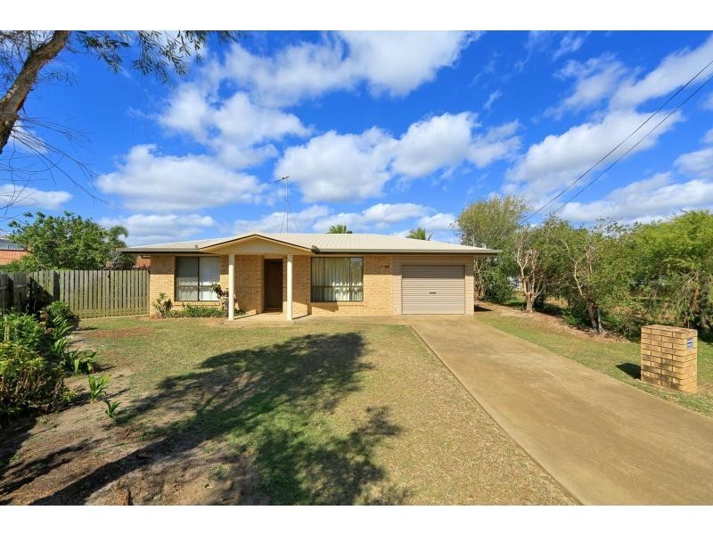 3 Crystal Court, Elliott Heads QLD 4670