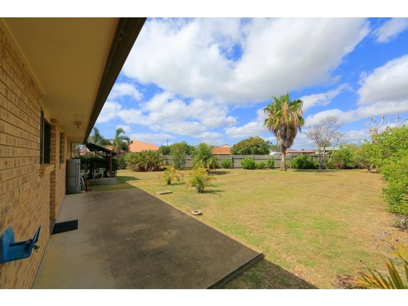 3 Crystal Court, Elliott Heads QLD 4670
