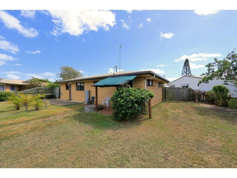 3 Crystal Court, Elliott Heads QLD 4670