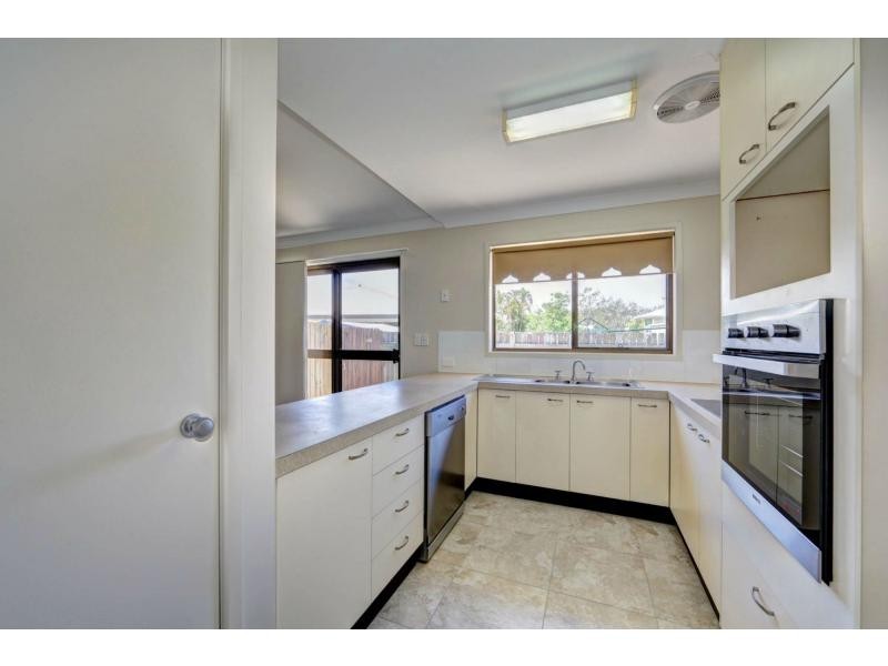 2/3 Holland Street, Bargara QLD 4670