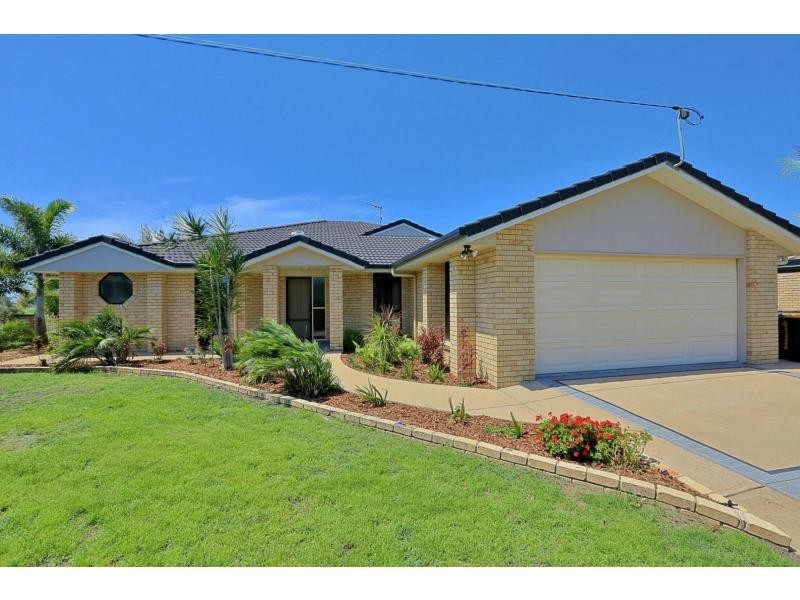 12 Hansen Street, Burnett Heads QLD 4670