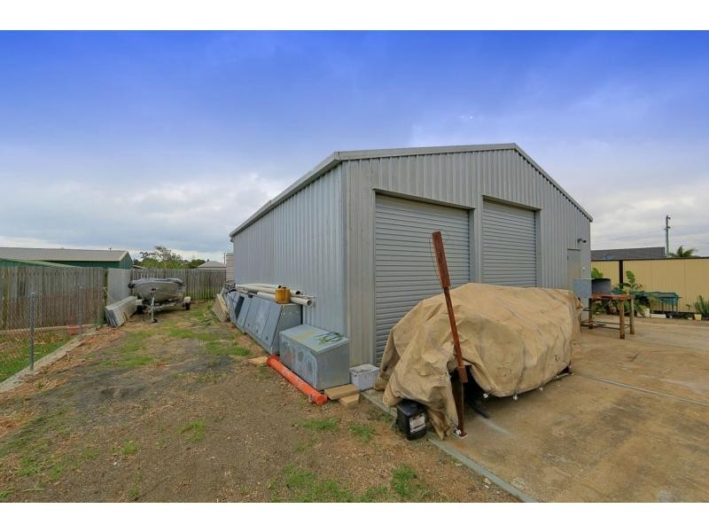 12 Hansen Street, Burnett Heads QLD 4670