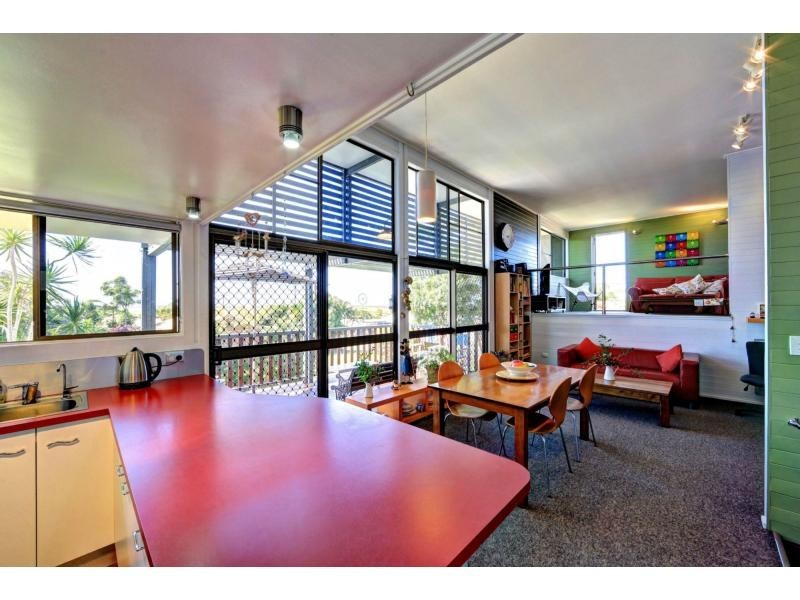 8 Panorama Drive, Qunaba QLD 4670