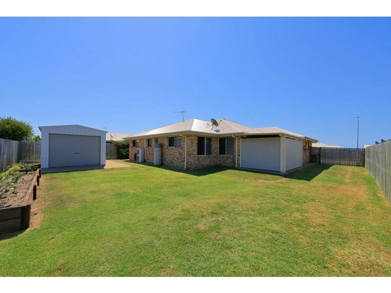 9 Wearing Road, Bargara QLD 4670